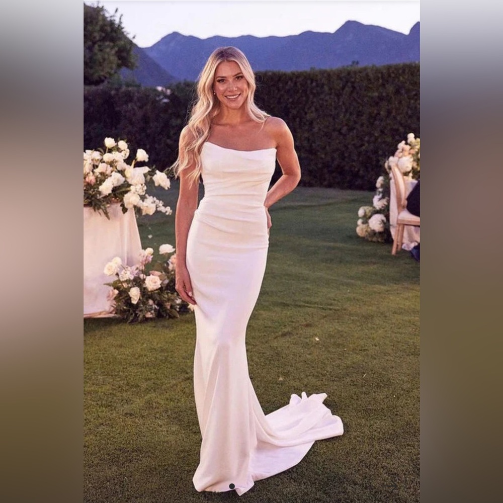 Elegant Mermaid Scoop Neck Elastic Satin Wedding Dresses with Train KISSPROM 4